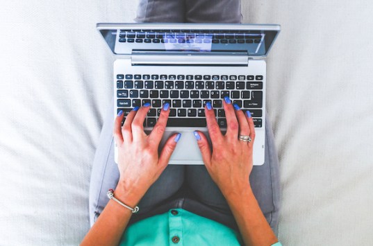 5 Ways I Use Habits to Stay Creative and Productive When Working From Home: by Gretchen Rubin on ProBlogger.net