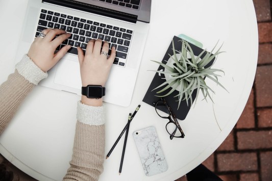 Reading Roundup: Blogging and social media news over on ProBlogger.com