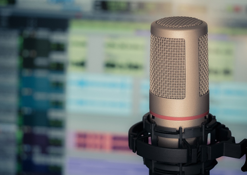 276: How to Start a Successful Podcast